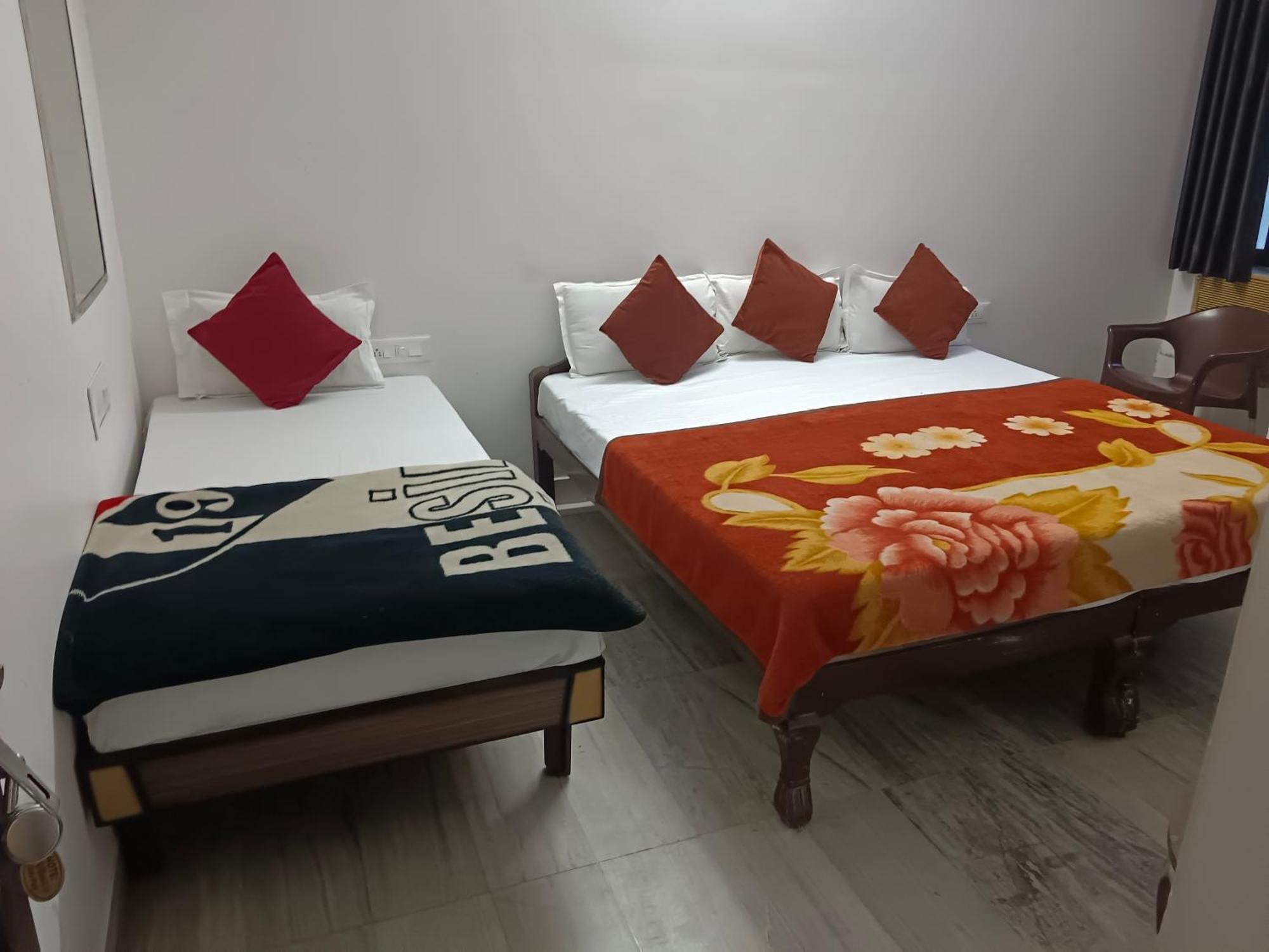 Hotel Shubham أُودايبور المظهر الخارجي الصورة